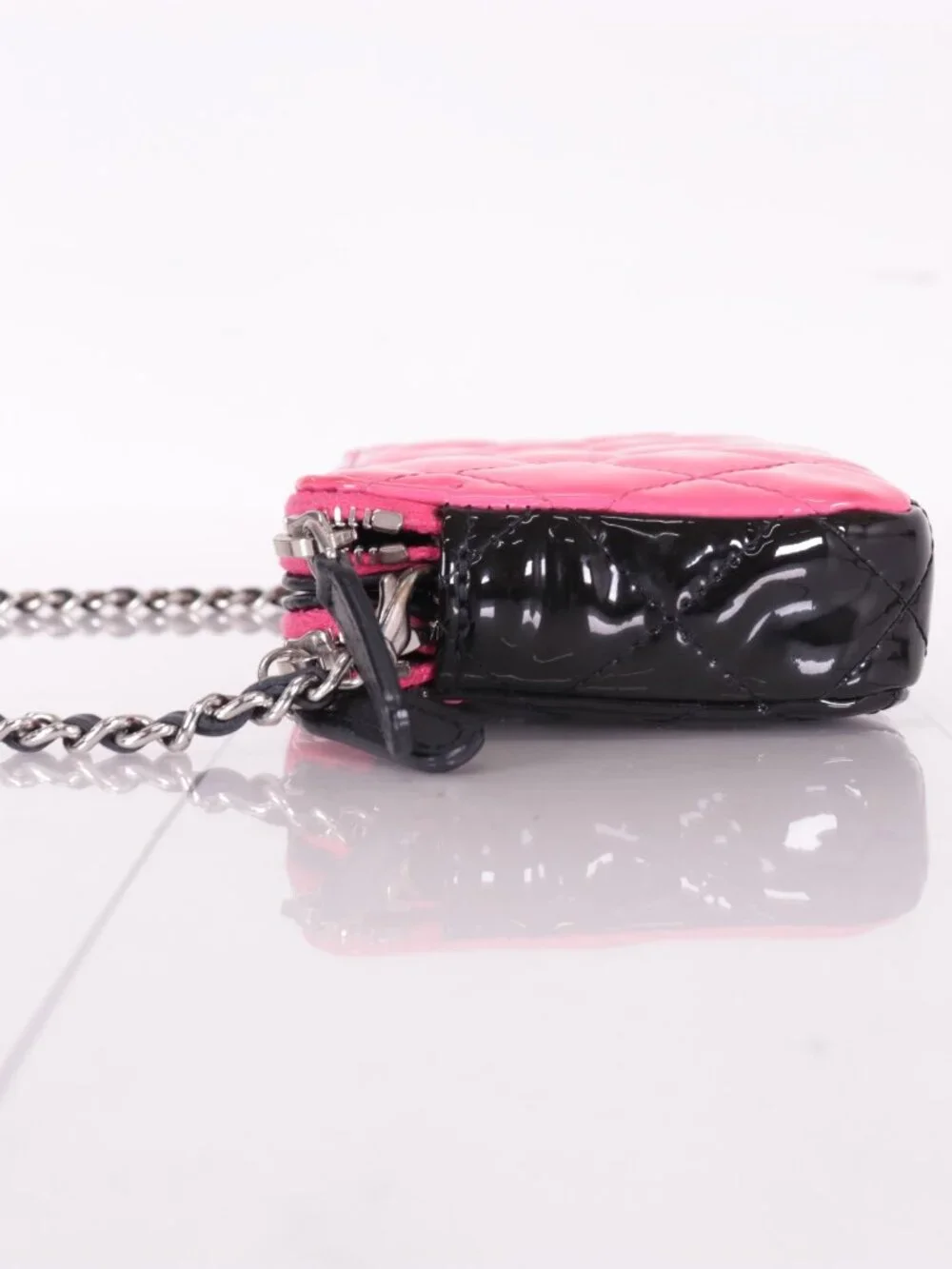 Chanel WOC - Picture 4 of 16